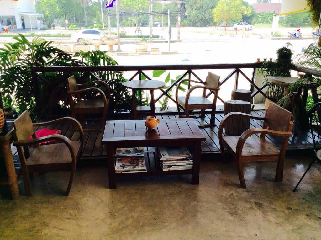 Ez House Sukhothai Exterior foto